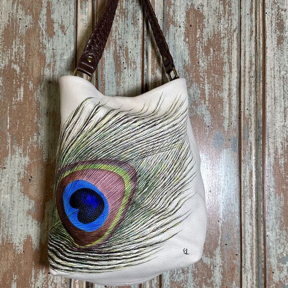 Elliott Lucca Large Cream Leather Handbag Hand Painted Peacock Feather S… - Picture 4 of 16
